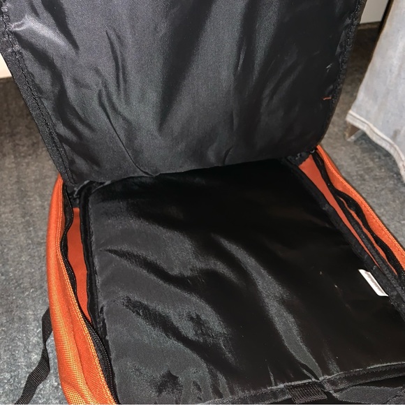 Dutch bros orange backpack - Picture 7 of 10